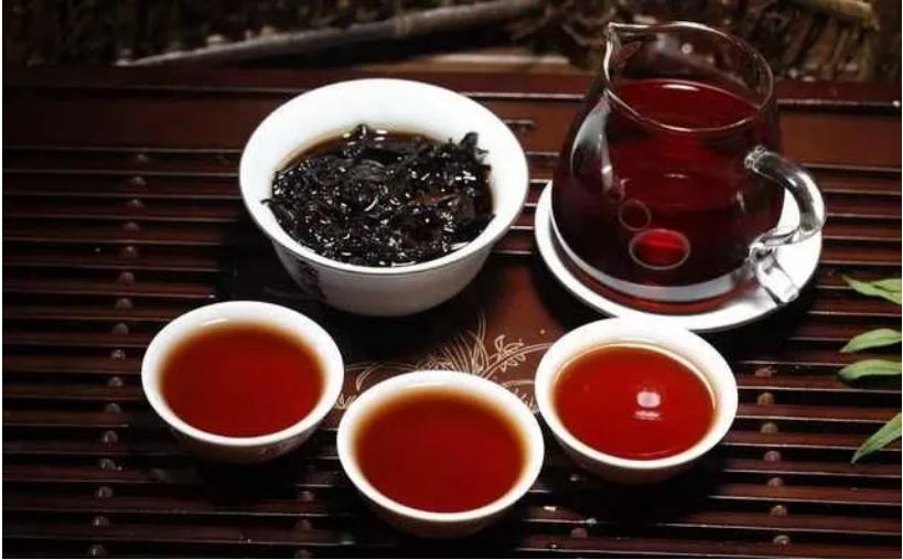 黑茶飲用有哪些禁忌？犯了禁忌黑茶有什么功效？
